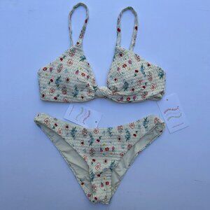 Dippin’ Daisy’s Zen top & Nocturnal bottom